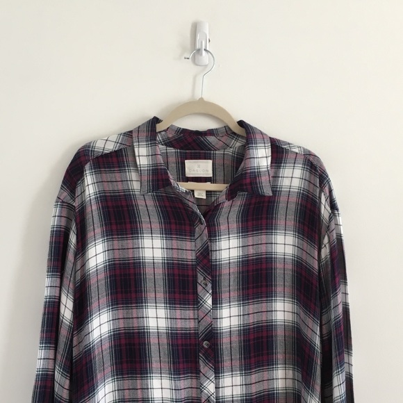 Caslon Plaid Oversized Side Button Flannel - Picture 2 of 6
